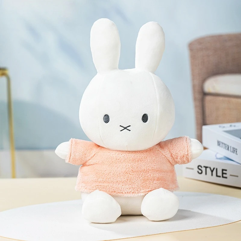 Simpatiche bambole di peluche morbide Miffy Bambole carine Giocattoli Ornamenti per il desktop di casa Ornamenti Bambole squisite per bambini Regali di compleanno di cartoni animati