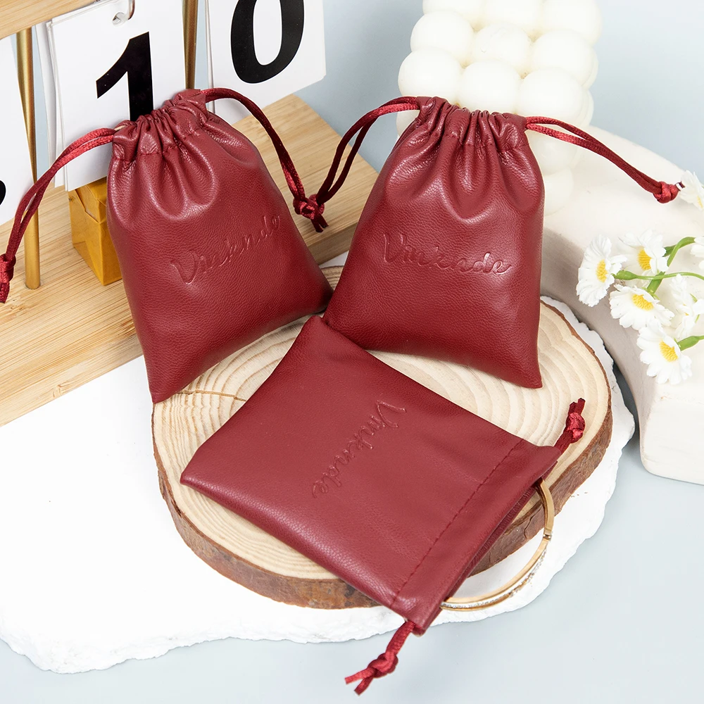 50 حزمة مخصصة النقش شعار بو الجلود الرباط الحقيبة الفاخرة للماء السفر حقيبة مستحضرات التجميل لتخزين المجوهرات والمجوهرات العطور