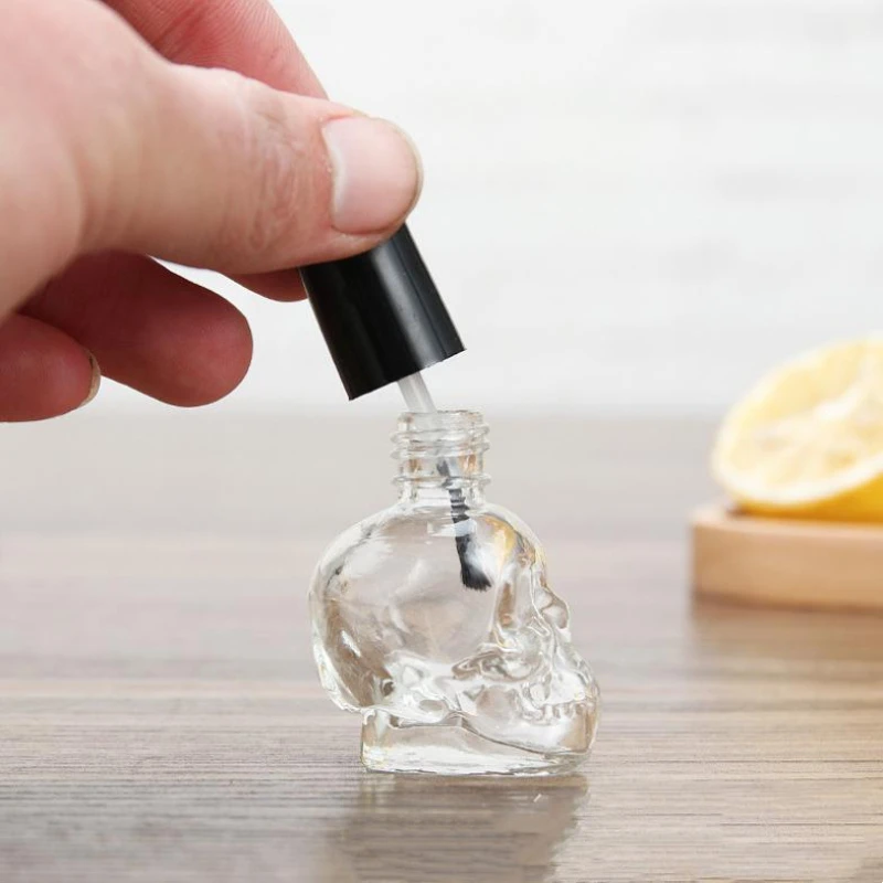 

10ML 50pcs/lot Skull Shape Empty Nail Oil Refillable Bottle, DIY Glass Nail Art Decorations Tools, Nail Polish Packing Bottle