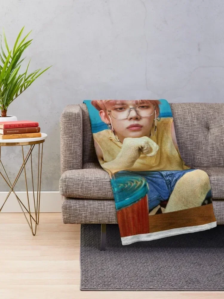 yeonjun Throw Blanket Luxury Designer Single Blankets