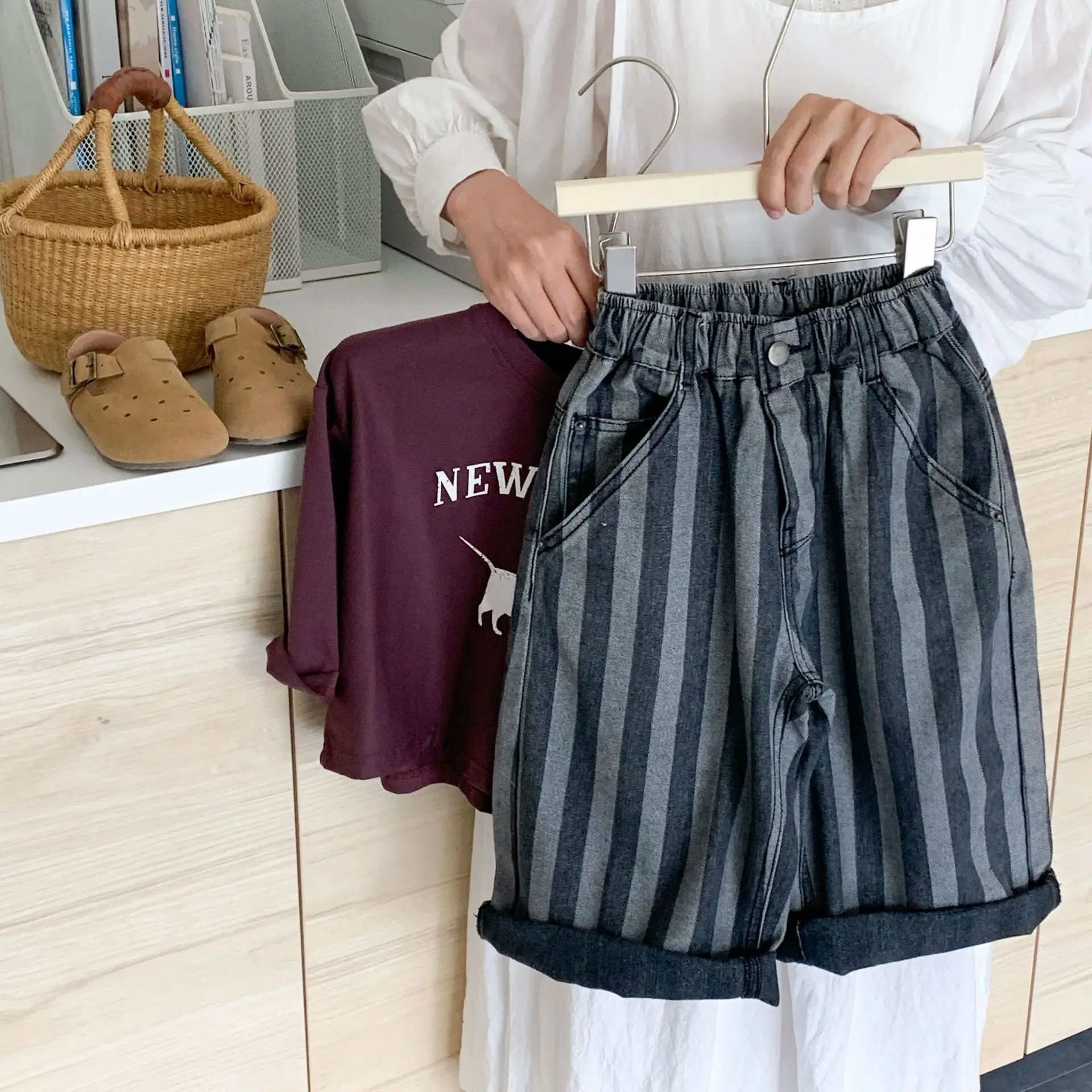 

Jeans 2025 Autumn New Children's Wide-Leg Trousers Children's Striped Trousers