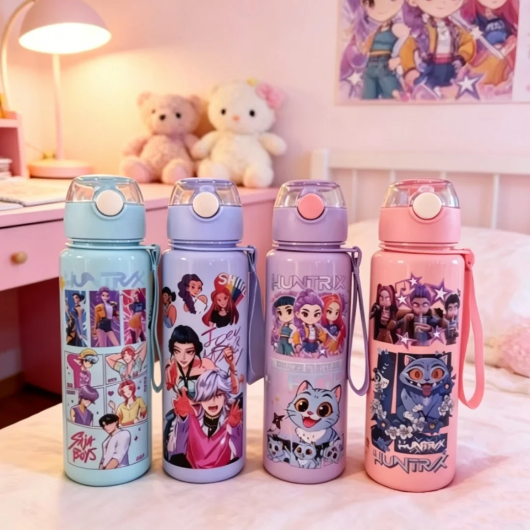 Bouteille d'eau à motif de personnage de dessin animé, gourde portable avec paille pour enfants et filles, idéale pour les sports d'été, anti-fuite et mignonne