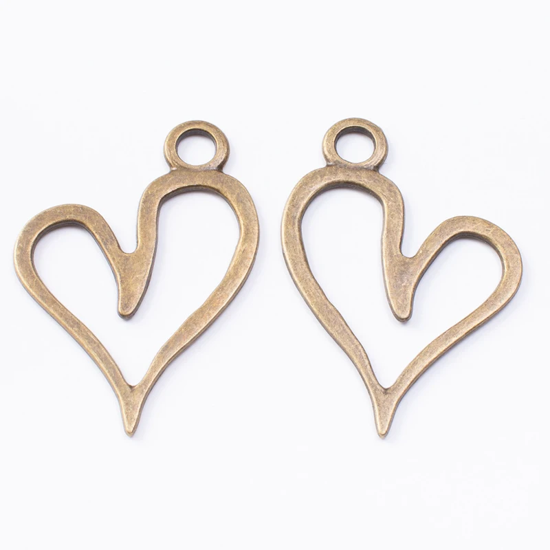 20pcs 66*47MM Ancient Copper Metal Zinc Alloy Japanese And Korean Light Luxury Simple Fashion Hollowed Out Large Love Pendant. G