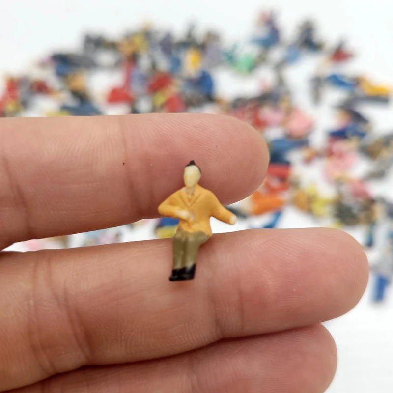 100pcs 1:87 Ho Scale Figure Model people standing and seated posture mixed painted/un-painted