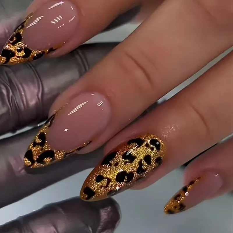 Christmas Stiletto Fake Nails for Women Girls Leopard Print Designs French Press on Nails Wearable Full Cover False Nails CF43