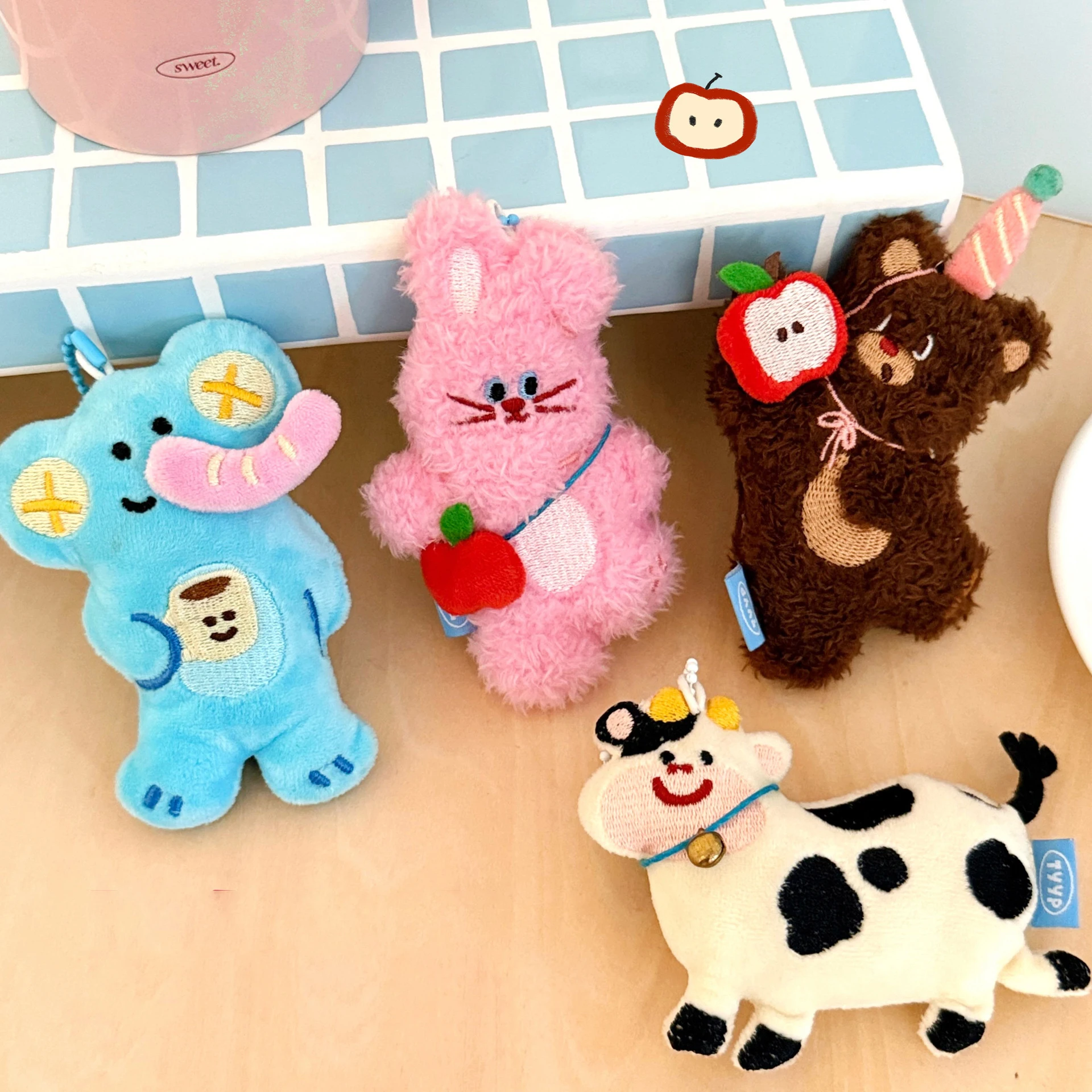 พวงกุญแจตุ๊กตาการ์ตูนน่ารัก ของตกแต่งกระเป๋าเป้สะพายหลังสำหรับเด็กผู้หญิง ของขวัญ