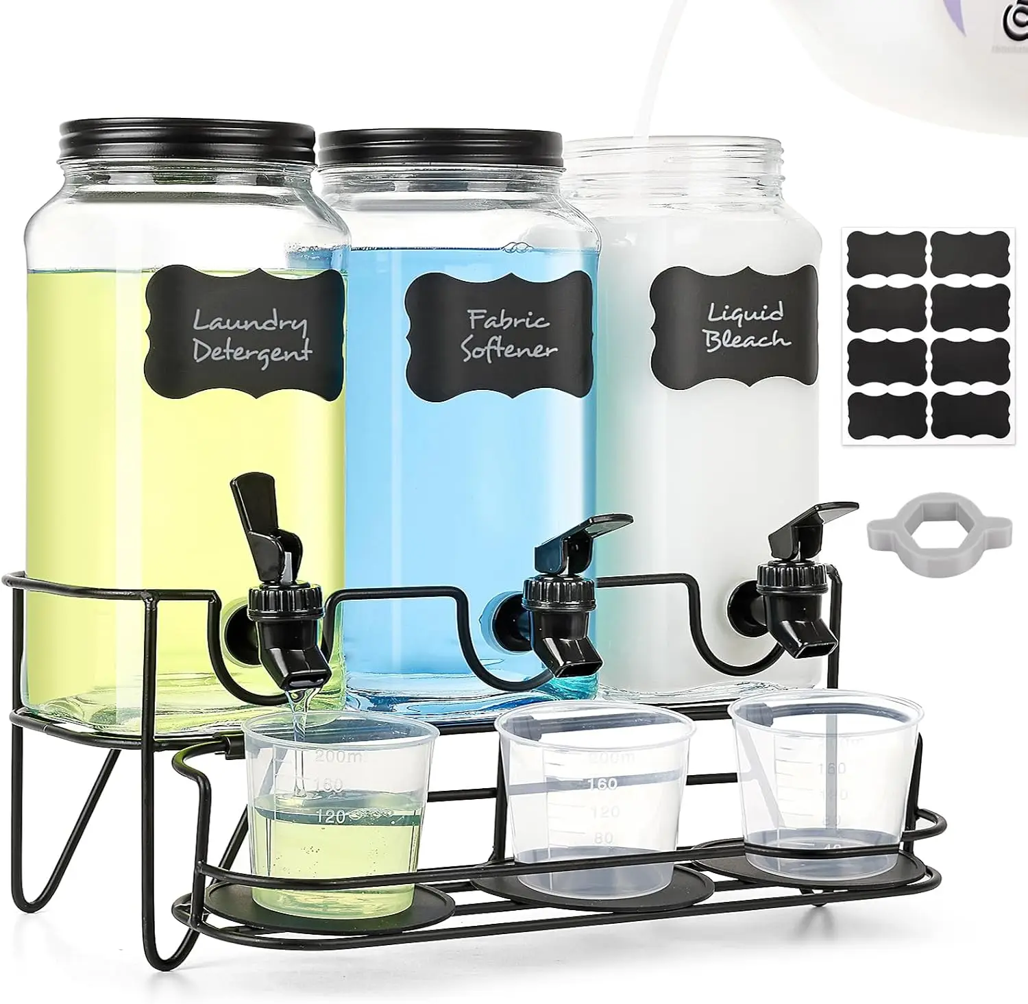 

3 стеклянных диспенсера для стирального порошка с подставкой, мерные чашки для организованной прачечной
