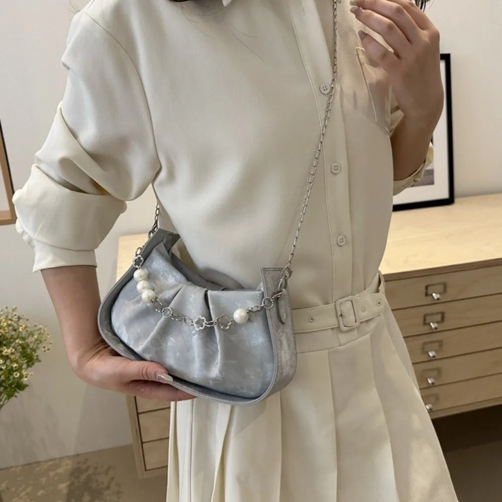 

Solid Color Cloud Shoulder Bag Korean Style PU Leather Pearl Chain Crossbody Bag Chain Single Shoulder Pleated Handbag Ladies