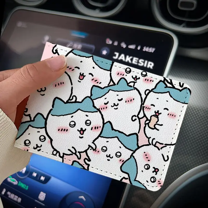 Chiikawa-Protección de licencia de conducir de coche, cubierta de cuero de Anime para hombre y mujer, cubierta protectora de certificado de licencia de conducir de vehículo