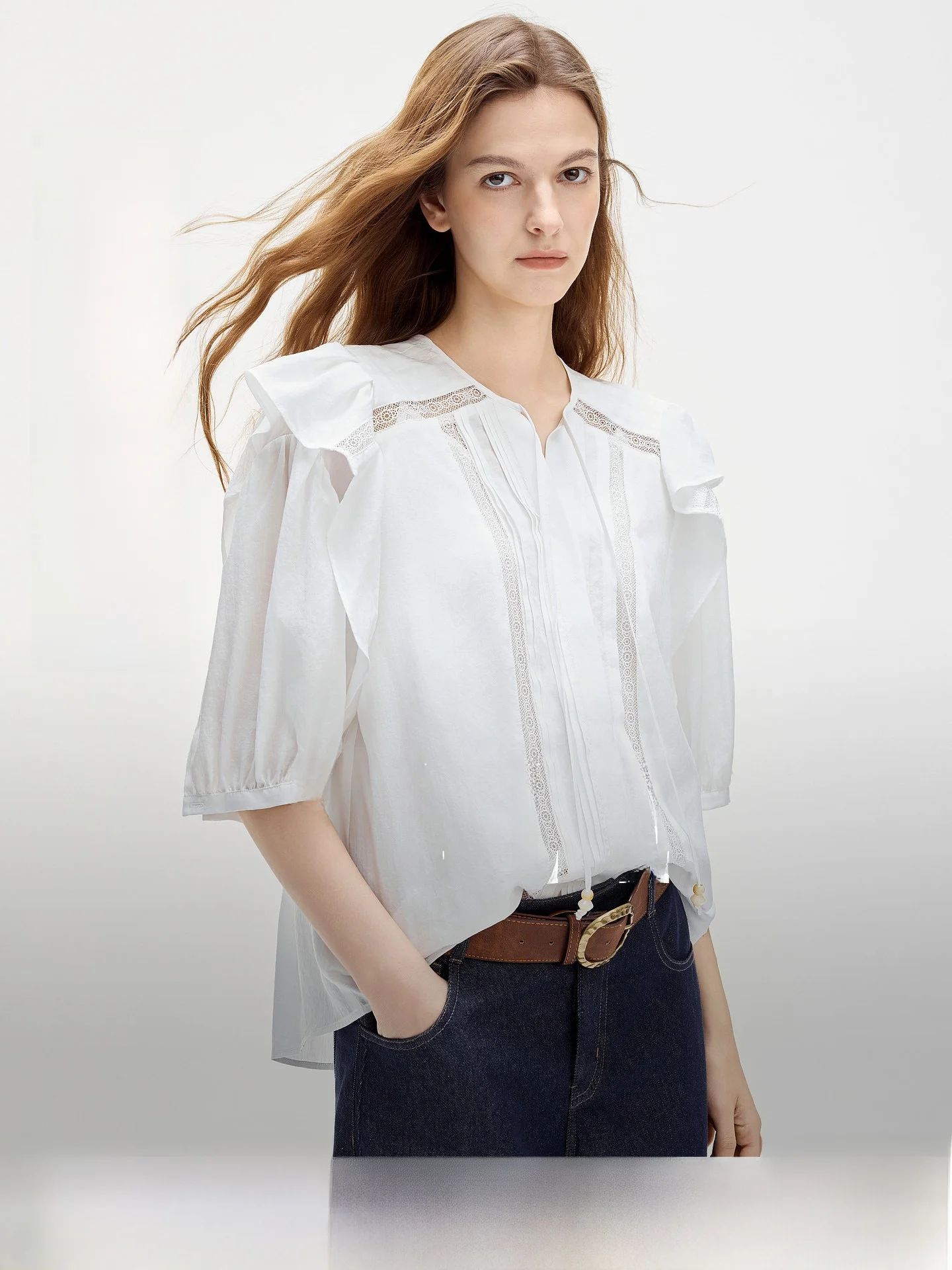 

Elle Women's Ruffle Hem Shirt Summer 2026 New Style Casual Hollow out Lace Collarless Button up Shirt Commute Fashion
