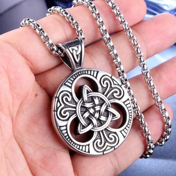 Fashion Creative Men's Round Hangtag Necklace Viking Trendy Amulet Pendant Hip Hop Necklaces Jewelry Punk Party Anniversary Gift