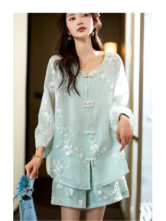 

Новый китайский шелковый свободный топ с вышивкой, женский модный комплект, брюки, летний комплект из двух предметов