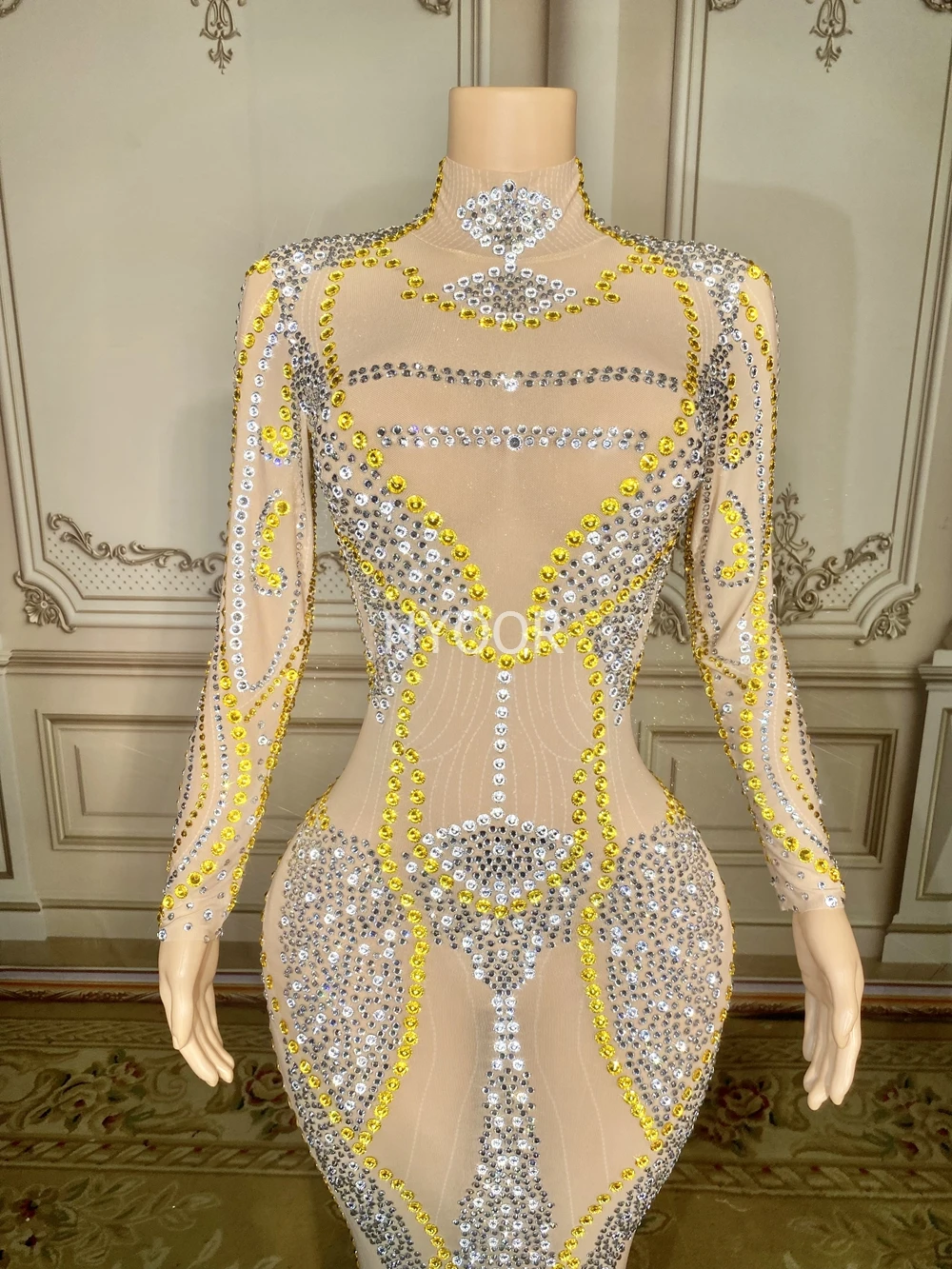 Luxurious Rhinestones Mesh Transparent Long Sleeve Dress Women Elegant Birthday Celebrate Evening Prom Dresses Photo Shoot Wear