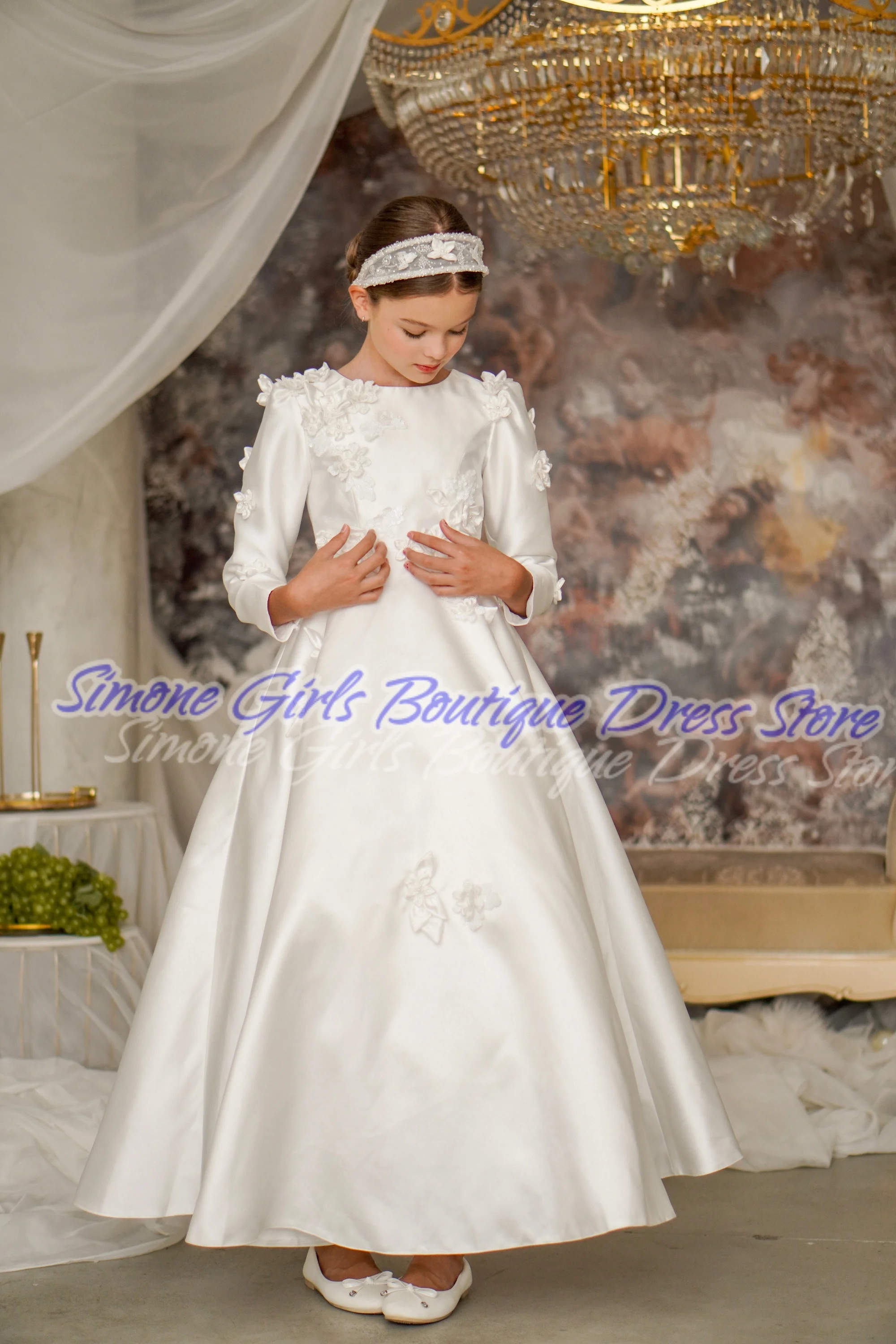 

Satin O-neck Long-sleeved dress skirt Appliques Flower Girl Dress for Wedding Ceremonies Holiday Celebrations Birthday party
