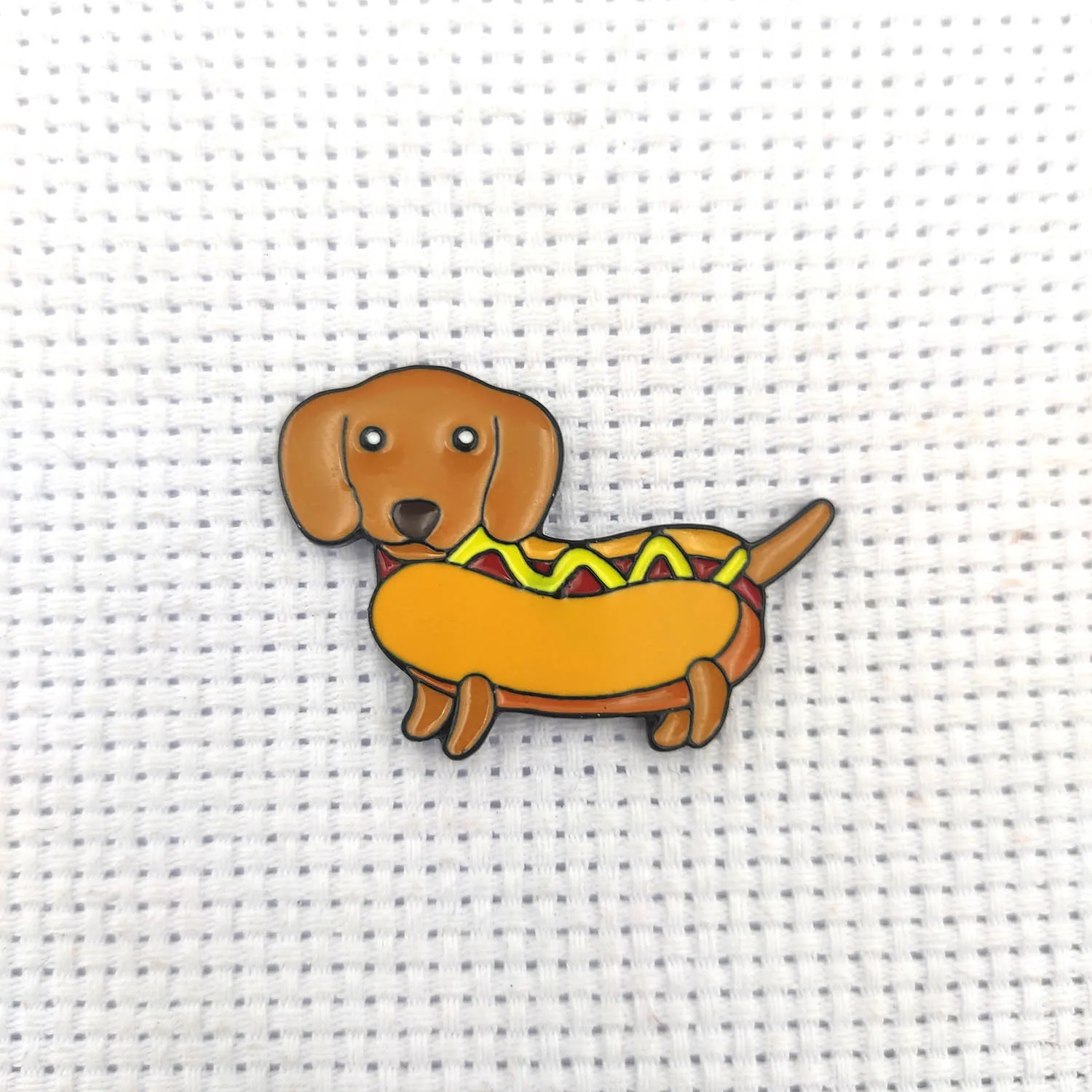 Magnetic Needle Minders Sewing Magnet, Cute Hot Dog Needle Keeper for Cross Stitch, Needle Nanny Embroidery Needlework Supplies