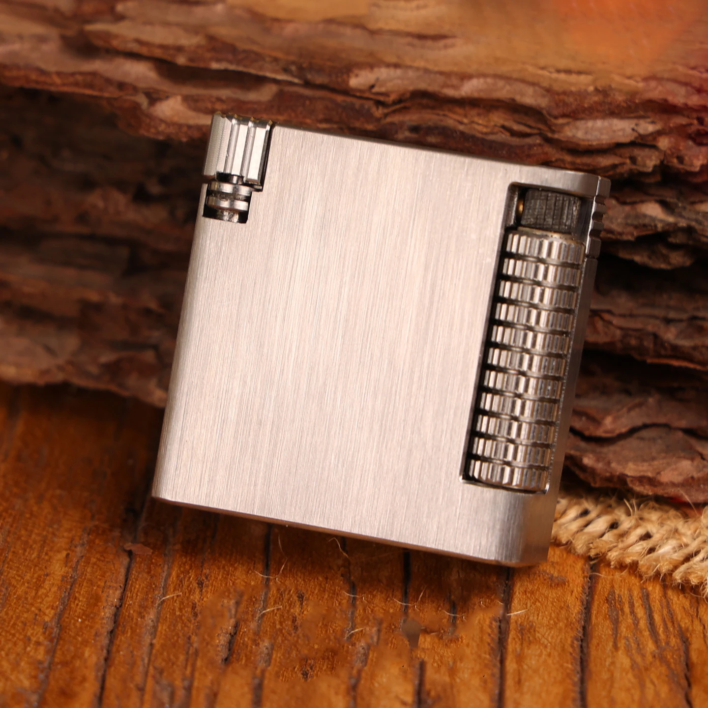 

CNC Cigar Lighter Mini TC4 Titanium Alloy Mini Fuel Oil Lighter Handcrafted Small Square Brick Lighter, Cigarette Accessorie