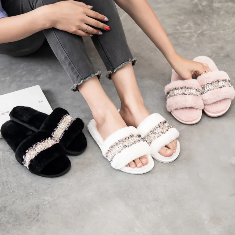 

New Plush Slippers for Women - Home, Non-slip, Fuzzy, High-end, Trendy, and Stylish