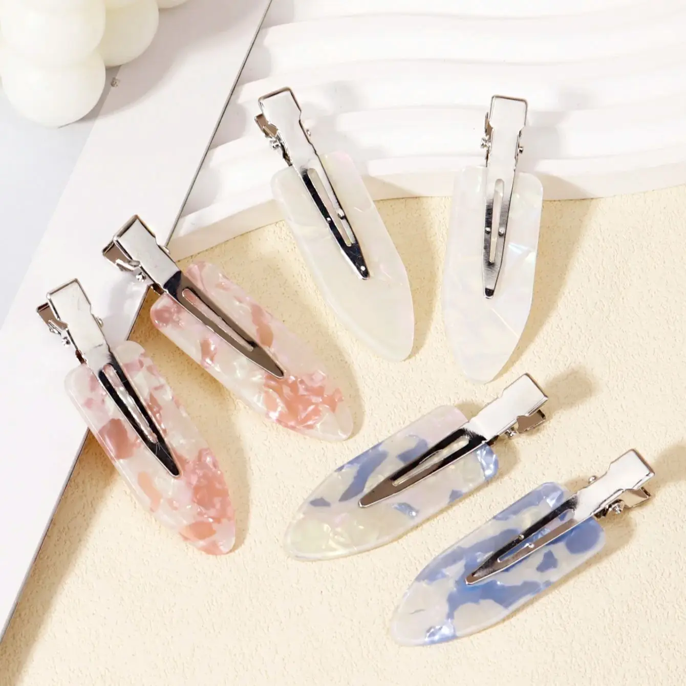 

2pcs wrinkle free hair clips with duckbill hair clips,used for hair styling,bangs,and makeup,Special for real hair wigs