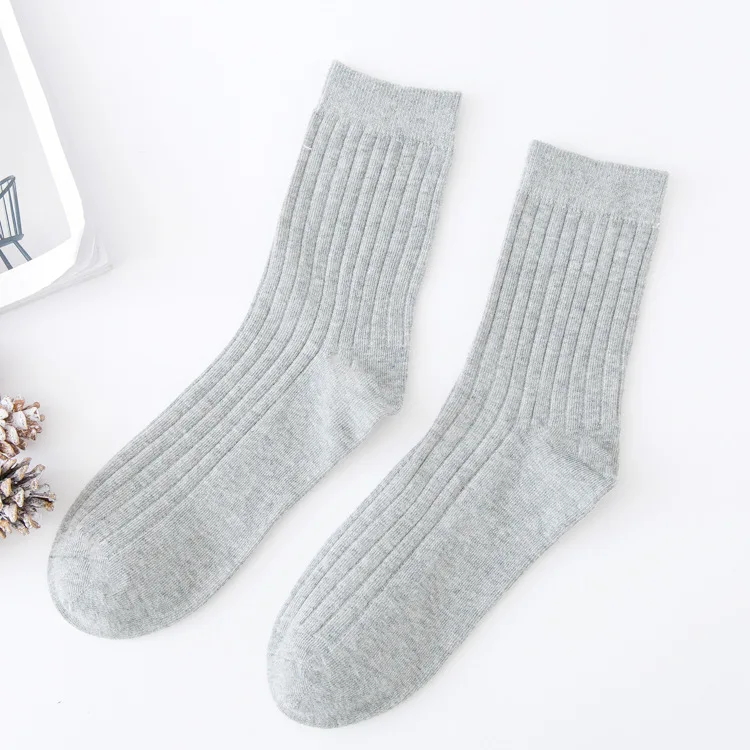 New men's business socks solid color strip sweat absorption pattern men's mid-tube socks