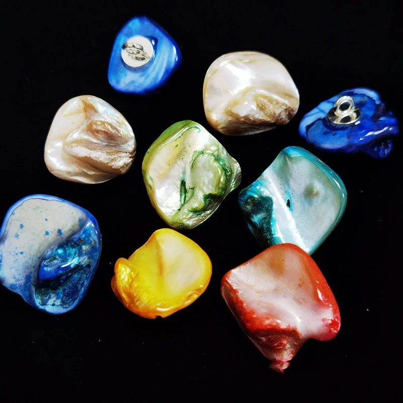 

100Pcs/Bag Natural Irregular Pearl Shell Buttons for DIY Sewing Clothes Buttons Garment Crafts Decoration Accessories