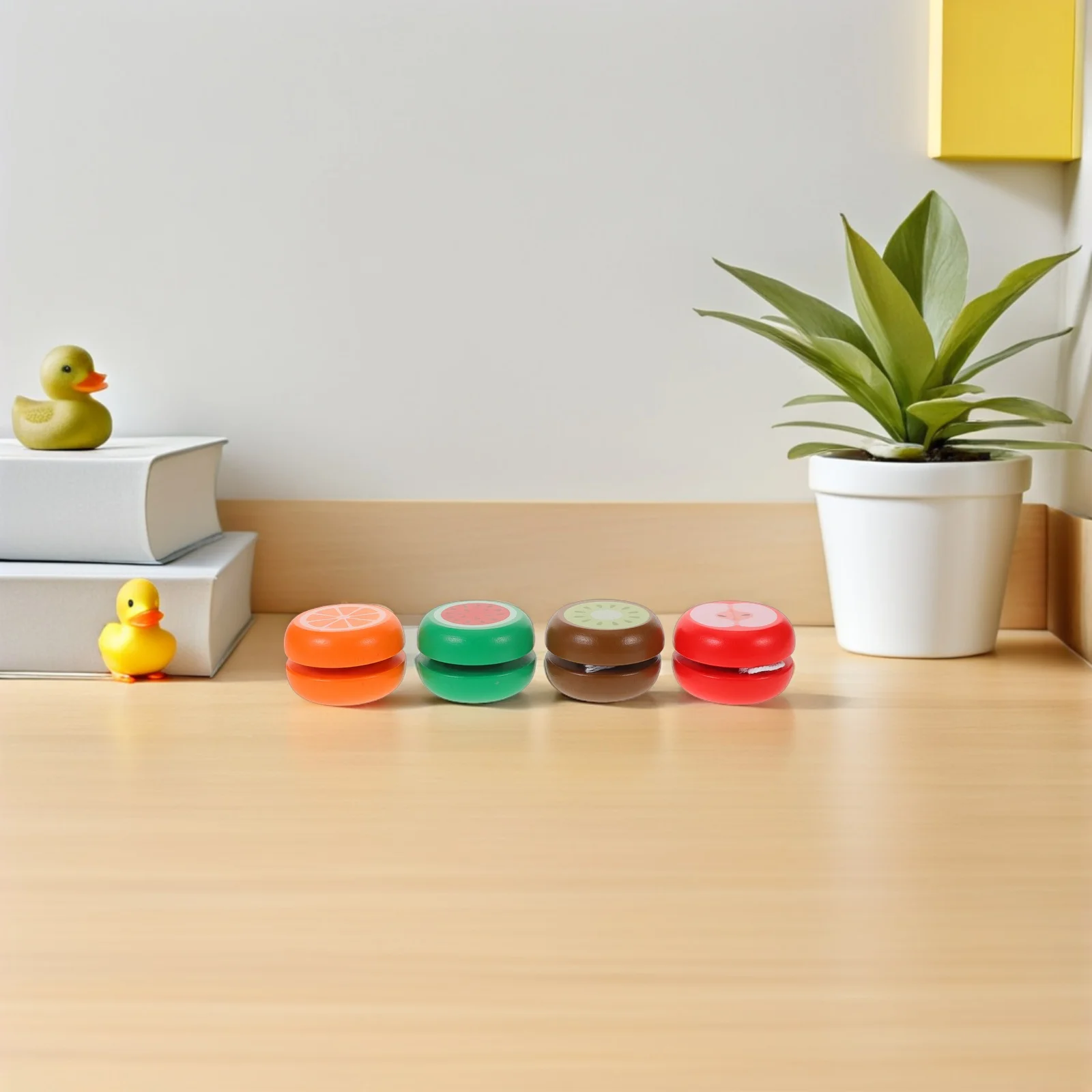 

4pcs Wooden Yoyo Balls Cartoon Animal Design Kids Beginner Hand-Eye Coordination Educational Plaything - Party Favors