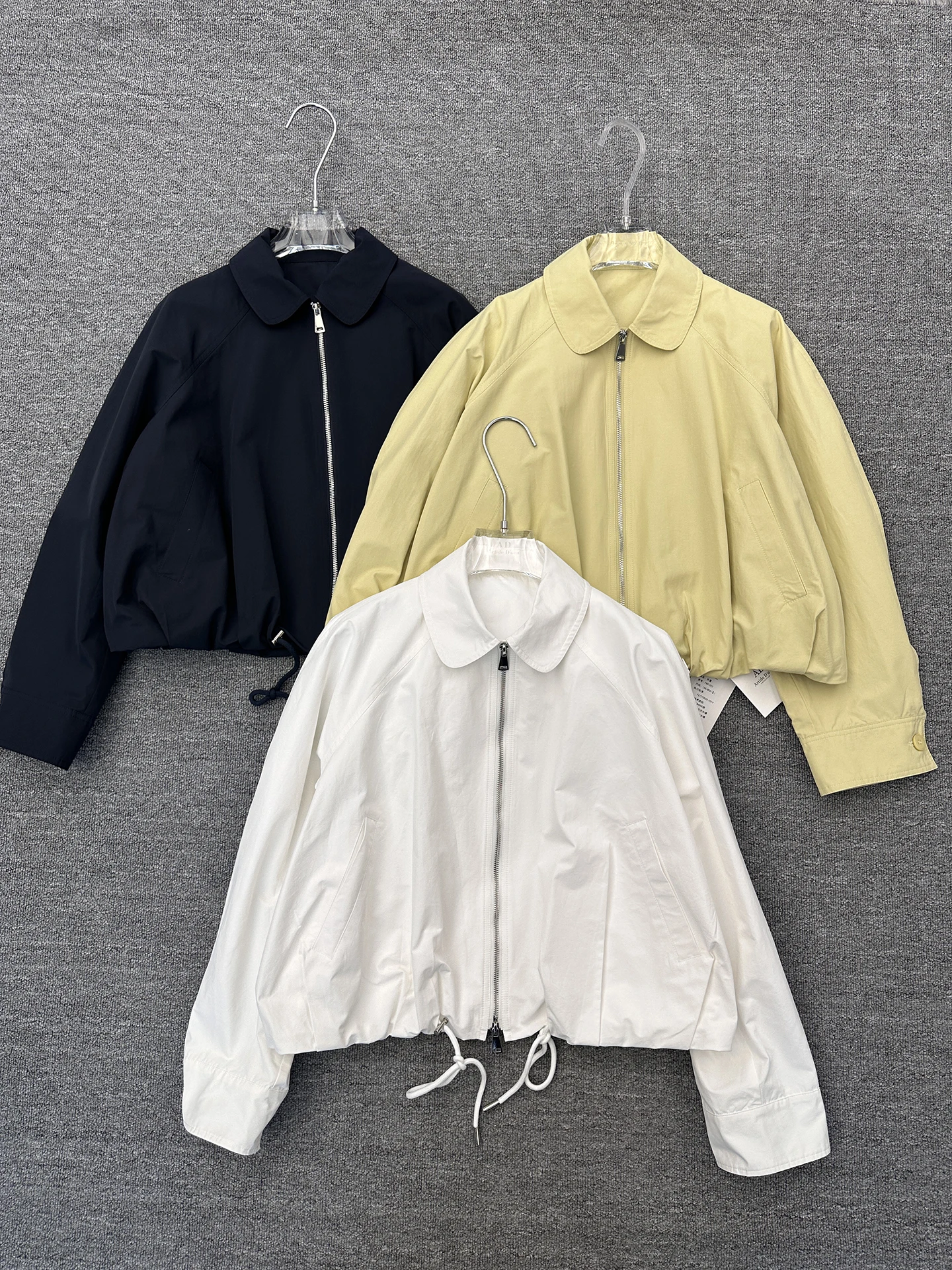 

Spring 2026 Women's Loose Fit Short Jacket Zipper Closure Drawstring Waist Slimming Pure Color Turn-down Collar Casual Coat