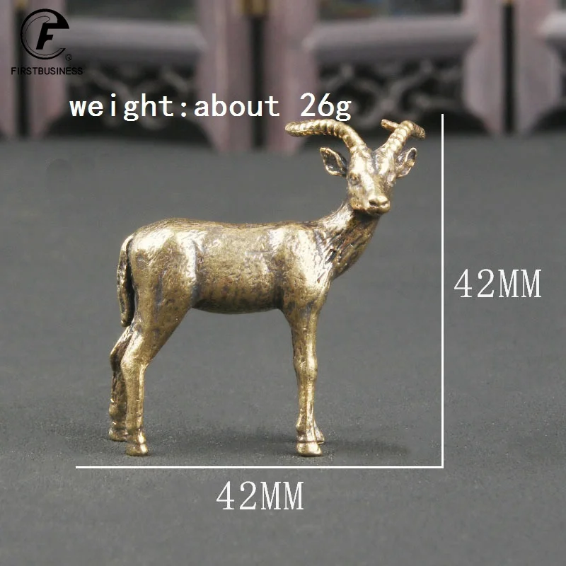 Copper Leader Sheep Small Ornaments Antique Brass Miniatures Figurine Keychain Pendant Lucky Antelope Home Decor Desk Decoration
