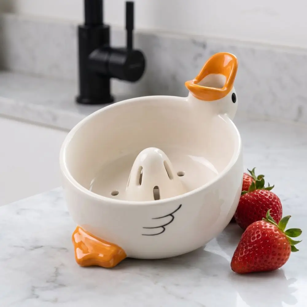 Duck-shape Ceramic Berry Swirl Bowl Drain Holes 360 Degree Cleaning Fruit Washer Spinner Multi-Functional