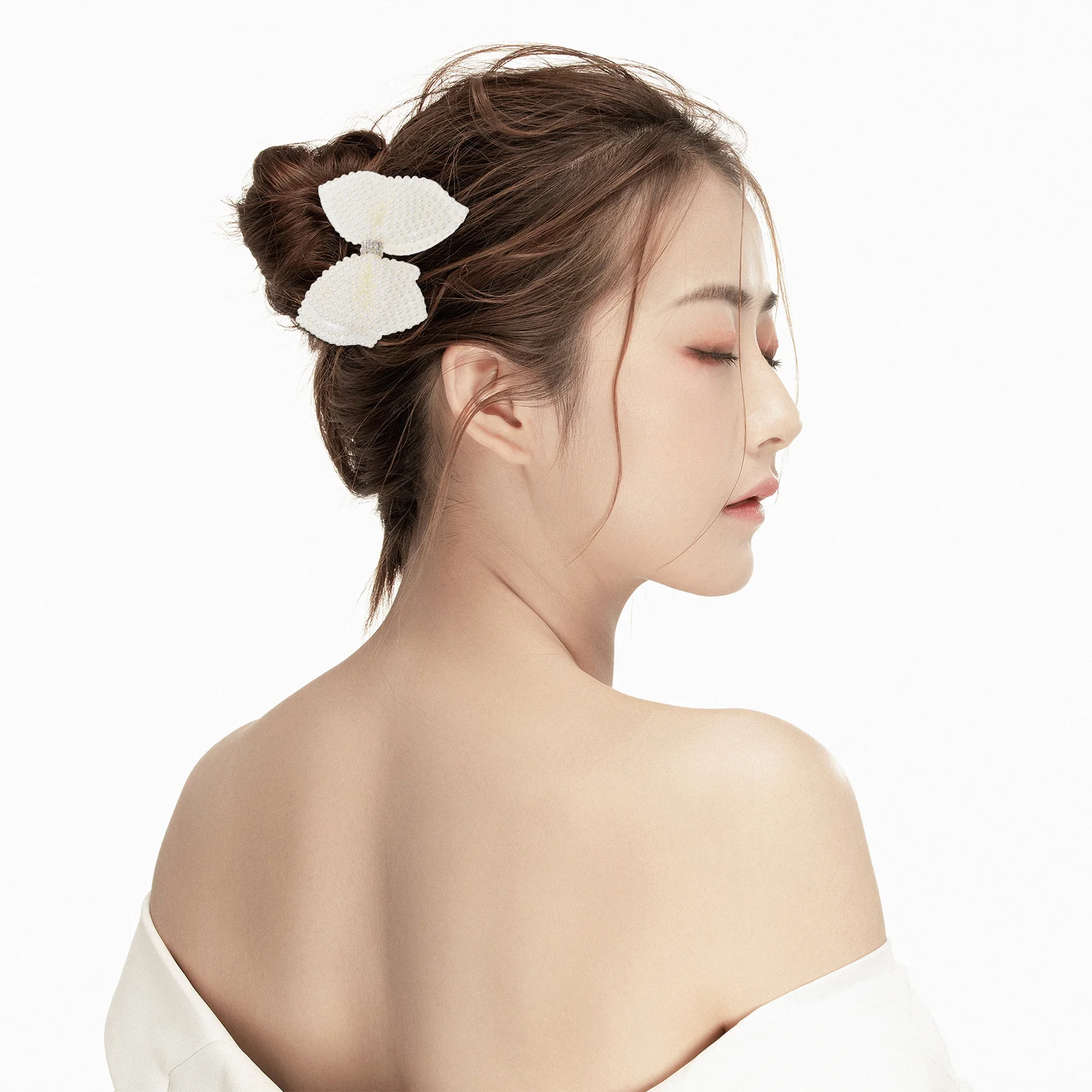 

4pcs Pearl Women Butterflies Barrettes Rhinestone Alligator Barrettes Girls Bridal Hair Clips Accessories Bridal Hair Clips