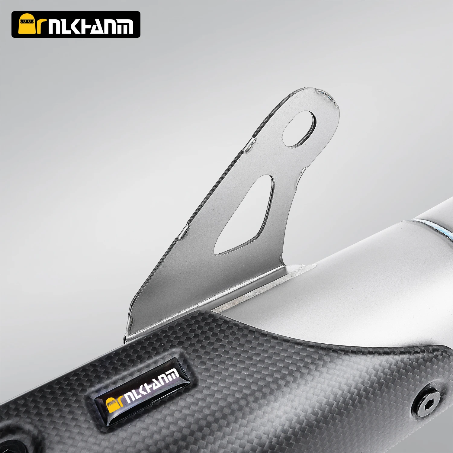 تعديل نظام عادم الدراجة النارية AK Ti. كاتم صوت الهروب مع أنبوب وصلة متوسط من سبائك التيتانيوم لـ KAWASAKI Z900 z900 2017-2025