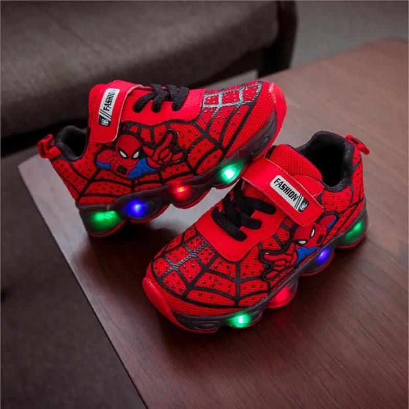 Super-herói Glowing Sneakers para crianças, Sapatos LED para meninas e meninos, Sapatos de corrida respiráveis para bebê, Crianças e crianças