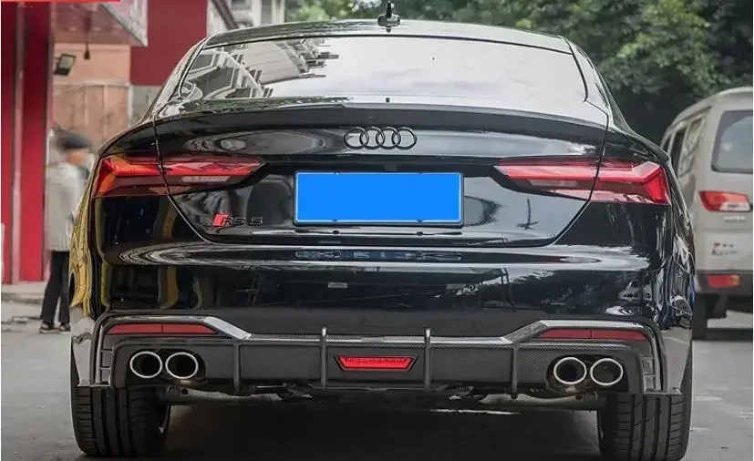 DIFFUSER SPOILER bibir bagasi BUMPER belakang serat karbon asli untuk Audi A4 S4 Sline B10 2020 2021 2022 (dengan cahaya)