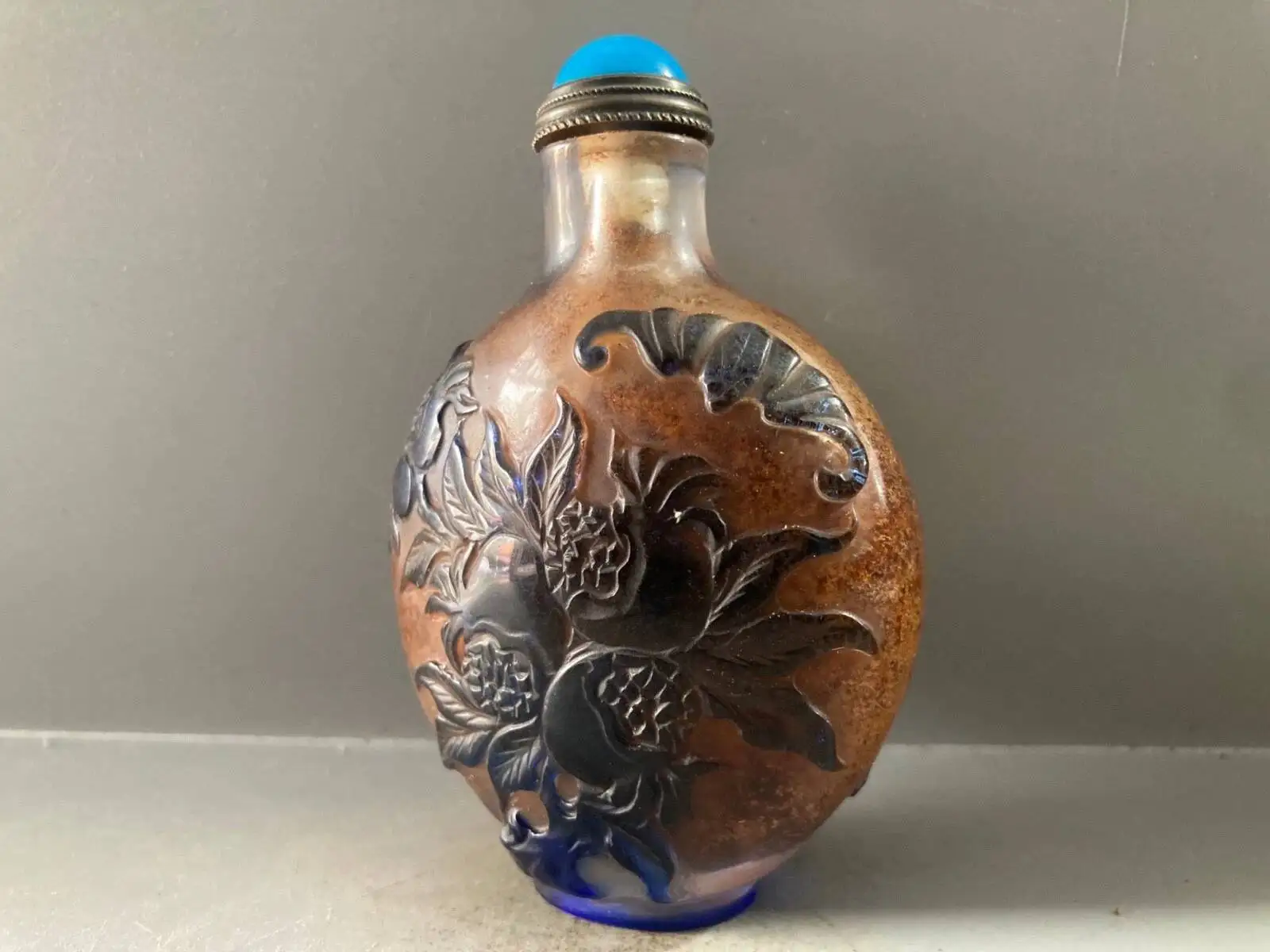 Collect Old Coloured Glaze Hand Carven Bat Pomegranate Peachpattern Snuff Bottle