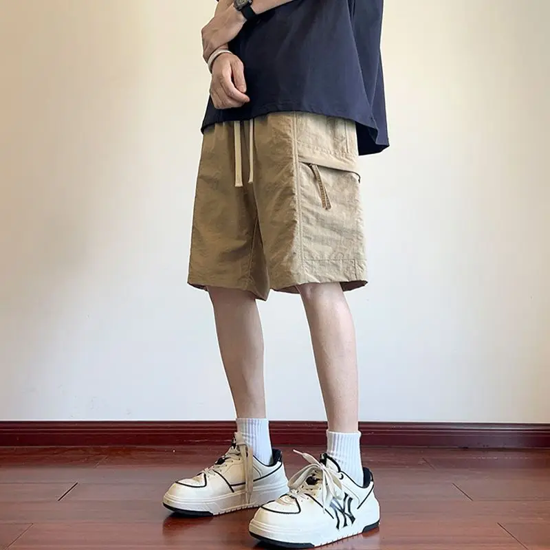 

Trendy Men's Summer Workwear Shorts 2026 New Loose Fit Lightweight Mid-Length for Casual Leisure Activities