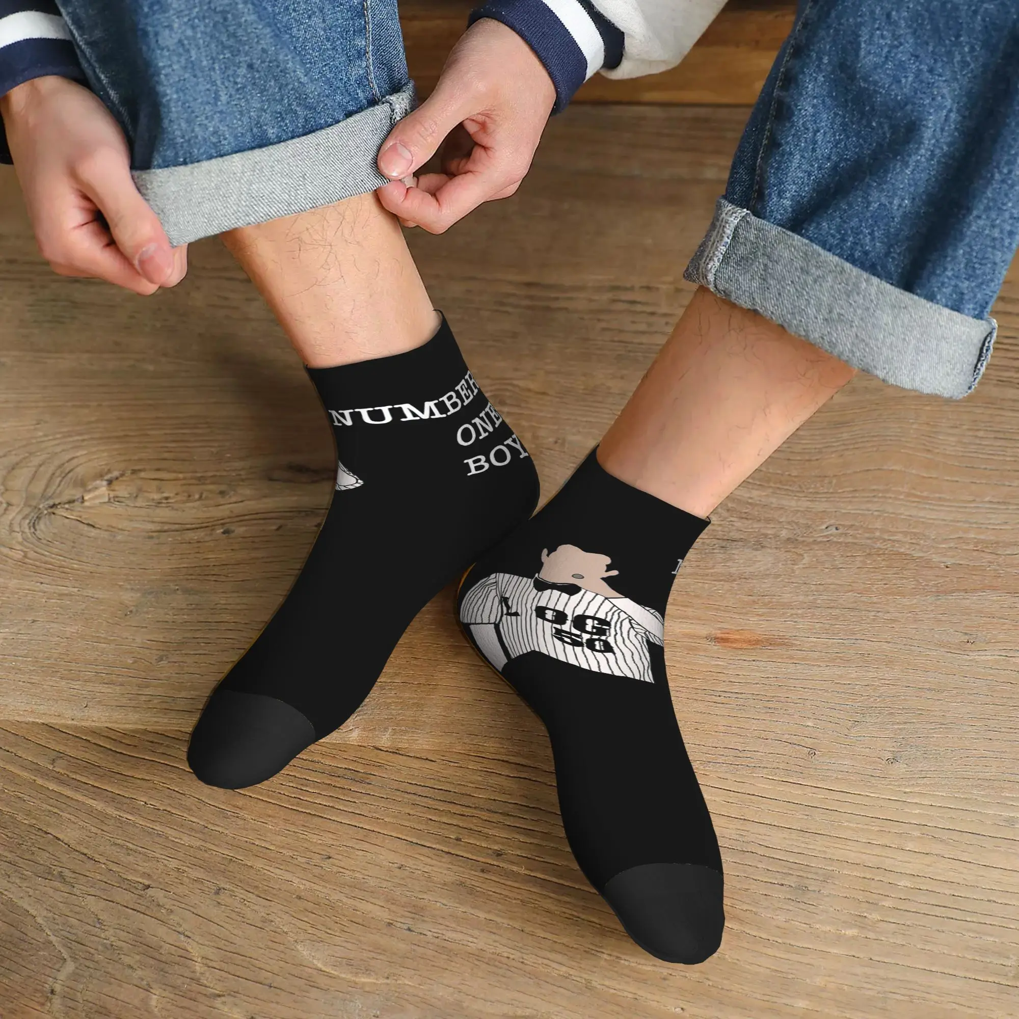 

Всесезонные носки Kendall Roy Succession в минималистском стиле с принтом, носки в стиле Харадзюку, чулки в стиле хип-хоп для мужчин и женщин, подарки