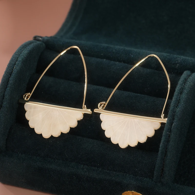 Vintage fan pendant earrings for women's beach vacation 100 matching pieces
