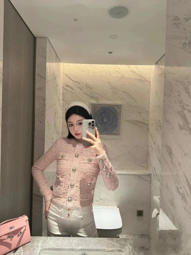 

Женское модное осеннее пальто класса люкс с металлическими пуговицами, приталенного кроя, с круглым вырезом и прямым подолом