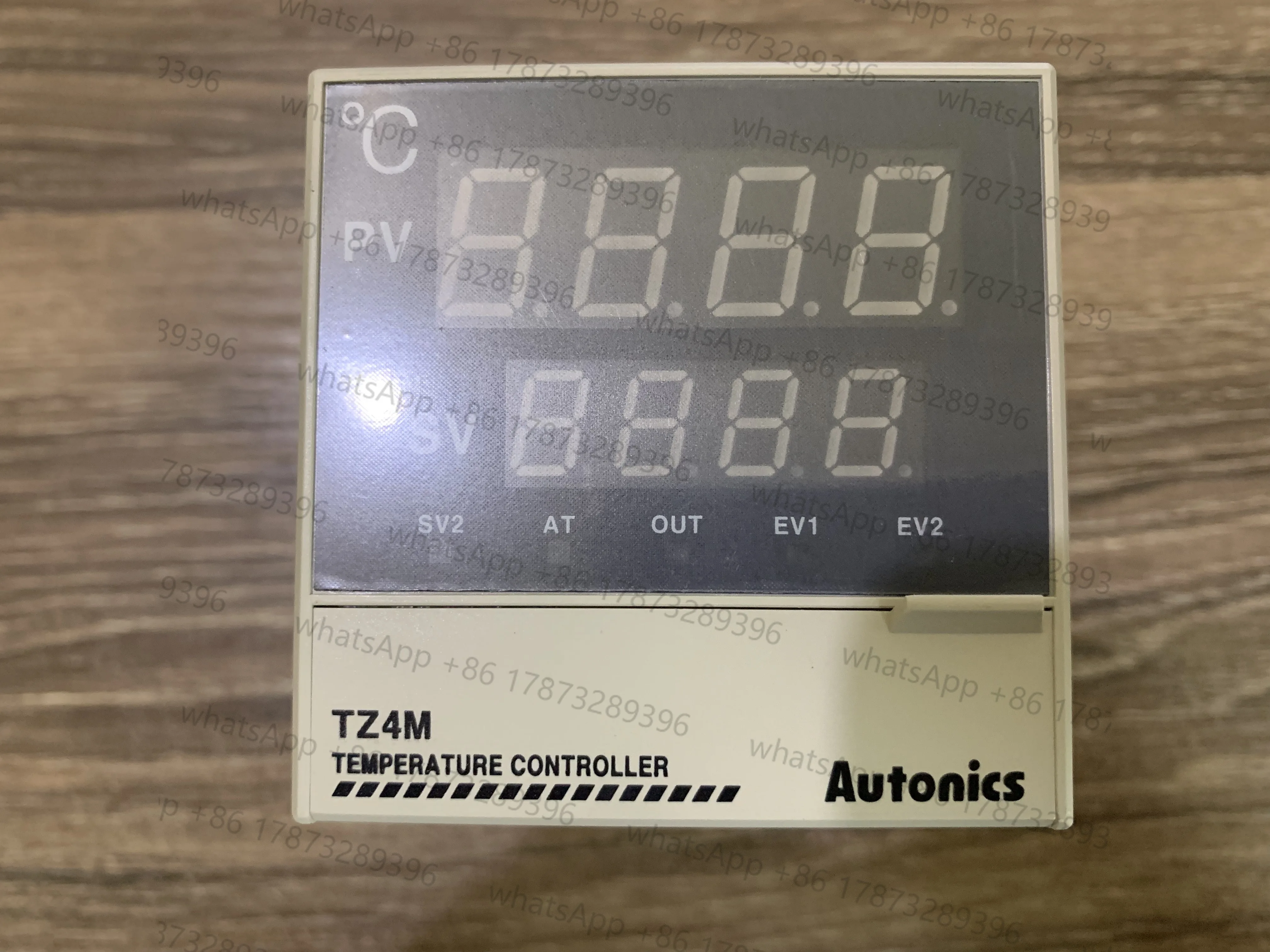 

Новый оригинальный аутентичный термостат TZ4M-24R Autonics, регулятор температуры