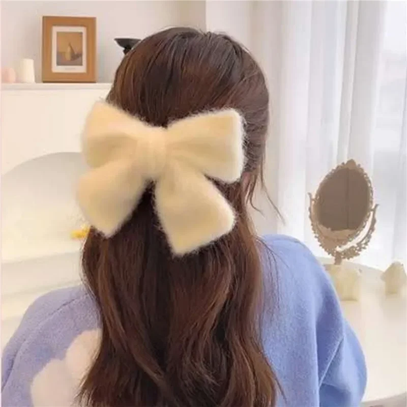 Fashion Cute Soild Color Big Bow Plush Hair Clip Accessoires Women Girls Soft Warm Bowknot Hair Clips Hairpin Pretty Accessories