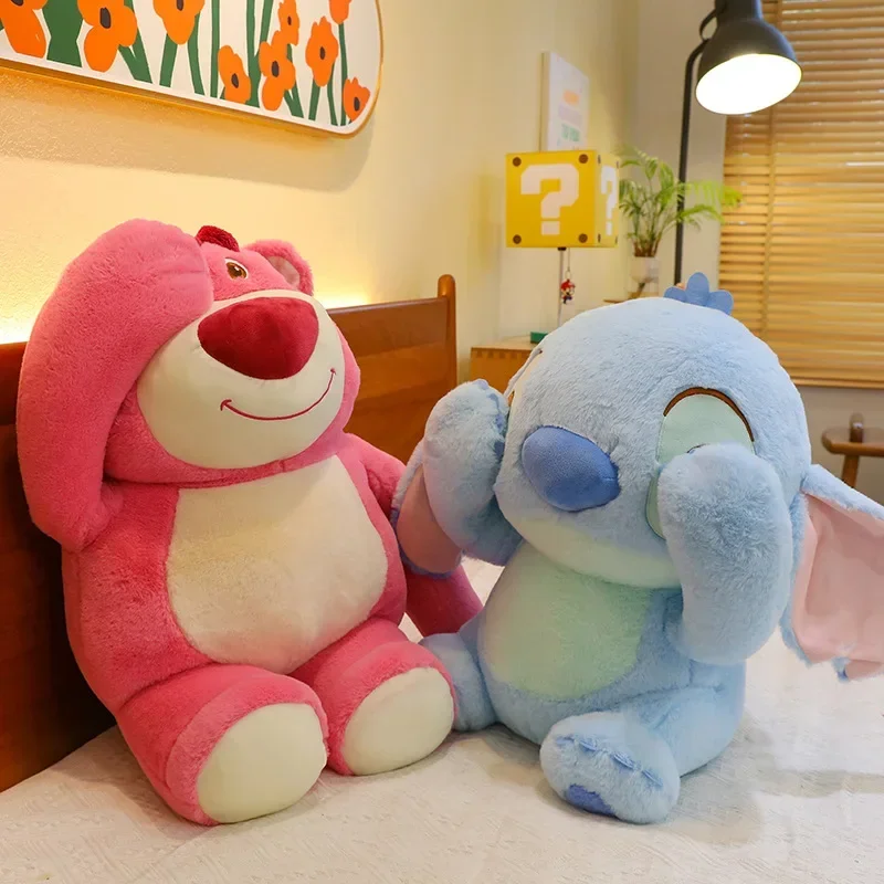 Disney Winnie The Pooh Hide and Seek Orsetto di fragole Peluche Stitch Cuscino Bambola di peluche magnetica Cuscino di peluche per dormire