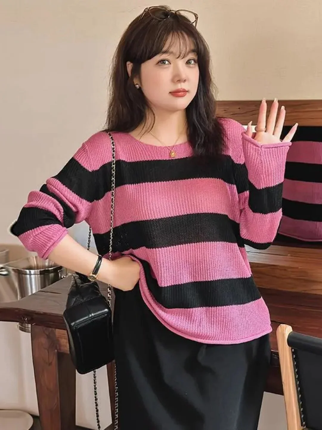 

Модный зимний свитер большого размера в корейском стиле, в полоску, с эффектом стройности, для полных женщин...