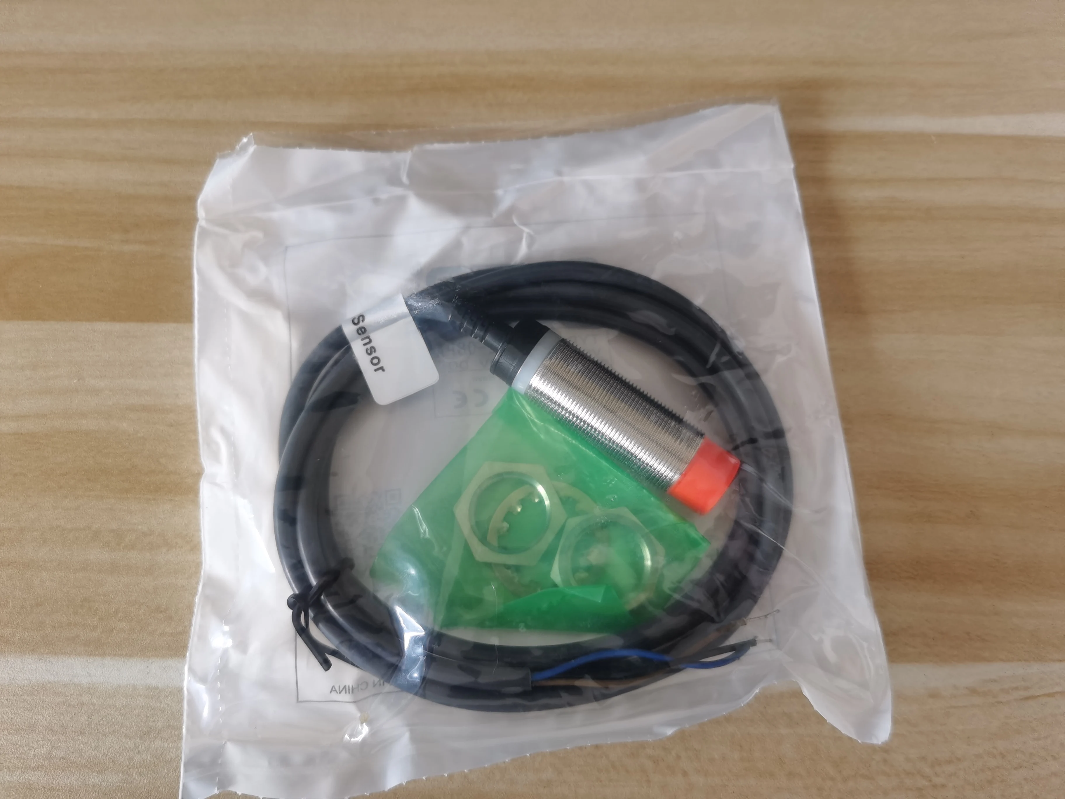 1PCS NEW CNTD CJY18E-08PA CJY18E08PA PROXIMITY SENSOR BRAND