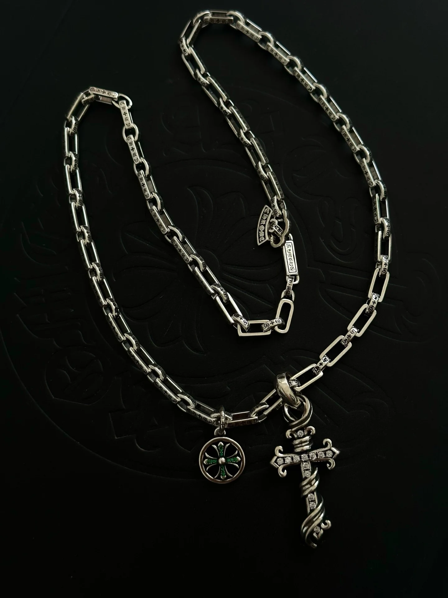 S925 sterling silver charm retro old cross couple pendant necklace personalized round brand cross accessories