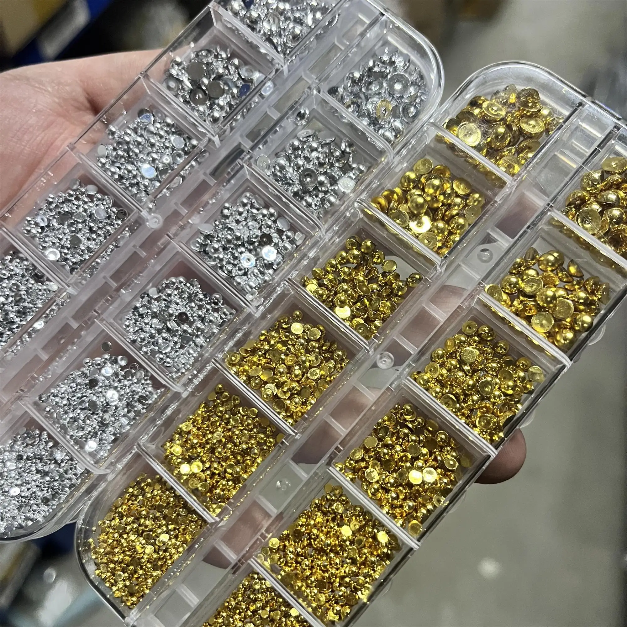 3 Stück/Set 3D Gold Flatback Half Pearls Nail Art Charms Multi-Size Halbrunde Perlen Nail Art Zubehör mit Picker & Pinzette