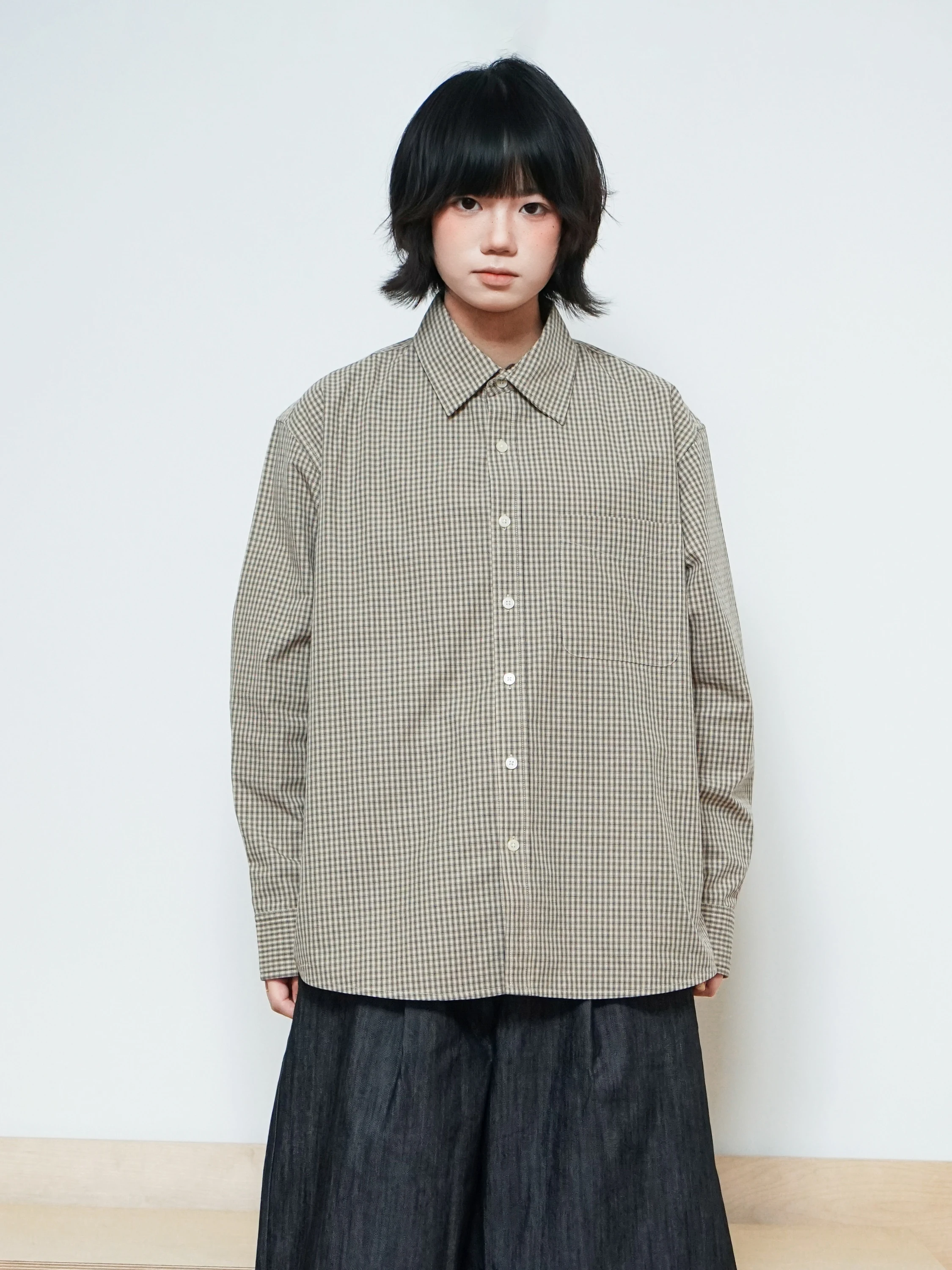 

Versatile Long Sleeve Plaid Shirt Unisex Cotton Breathable Casual Style for Boys And Girls Suitable for All Seasons