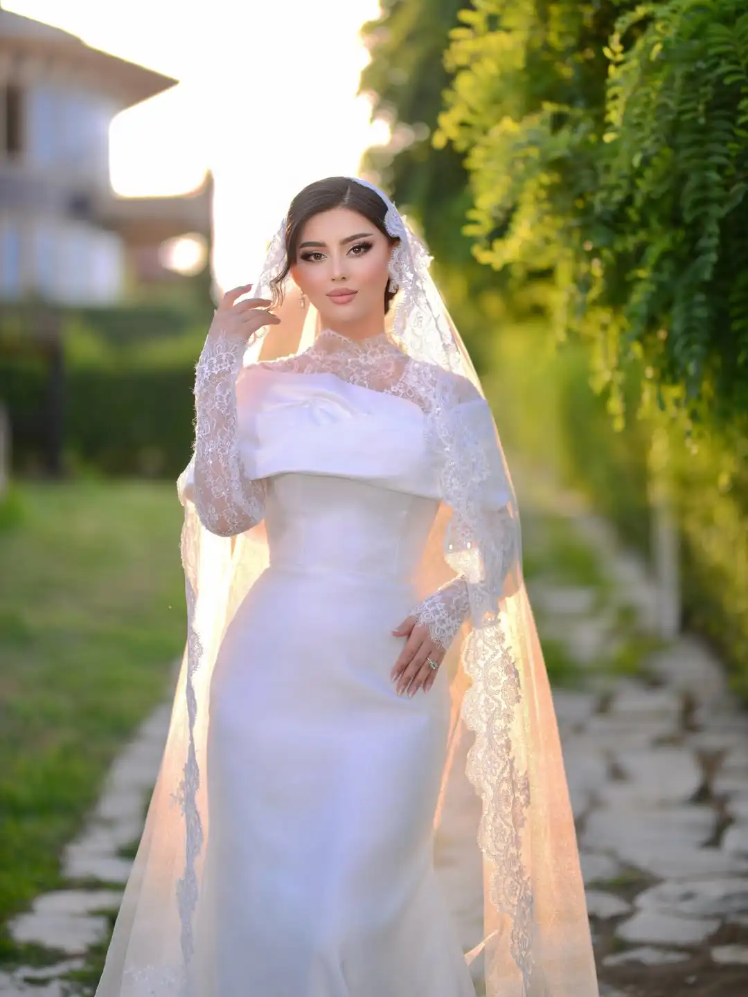 Customized Minimalist White Satin Bridal Gown Off Shoulder Fold Neck Sheer Lace Long Sleeve Wedding Dress Vestido Novia