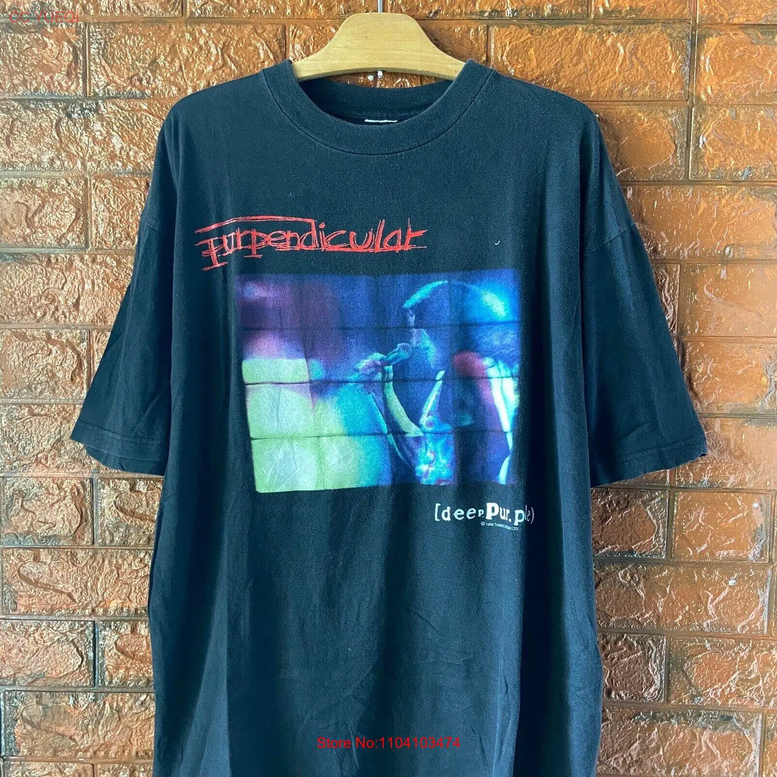 

Винтажная футболка 90-х годов темно-фиолетового цвета «Пусидикулярная» 1996 Tour Promo / Art Rock / Kin