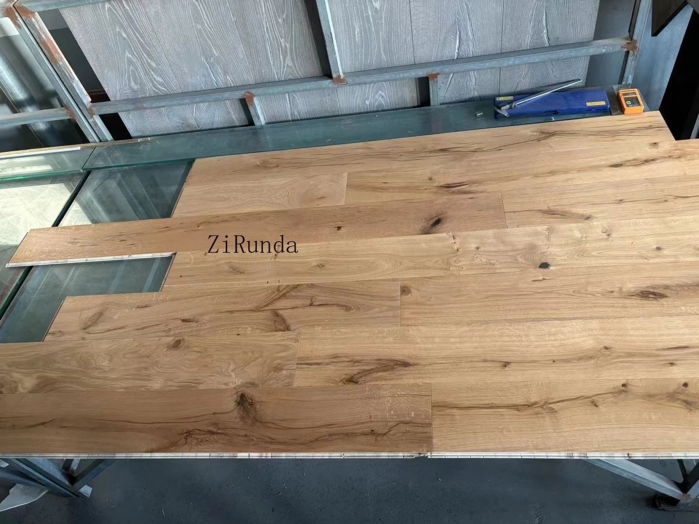 Индивидуальная версия паркетного пола, ретро-пила, паркетный пол, крытая узкая деревянная доска