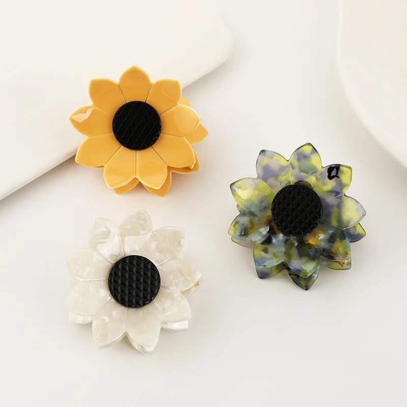 Korean Trendy Sunflower Shaped 6.4cm Size New Yellow Iridescent White Color Acetate Metal Teeth Hair Claw Clip For Wholesale