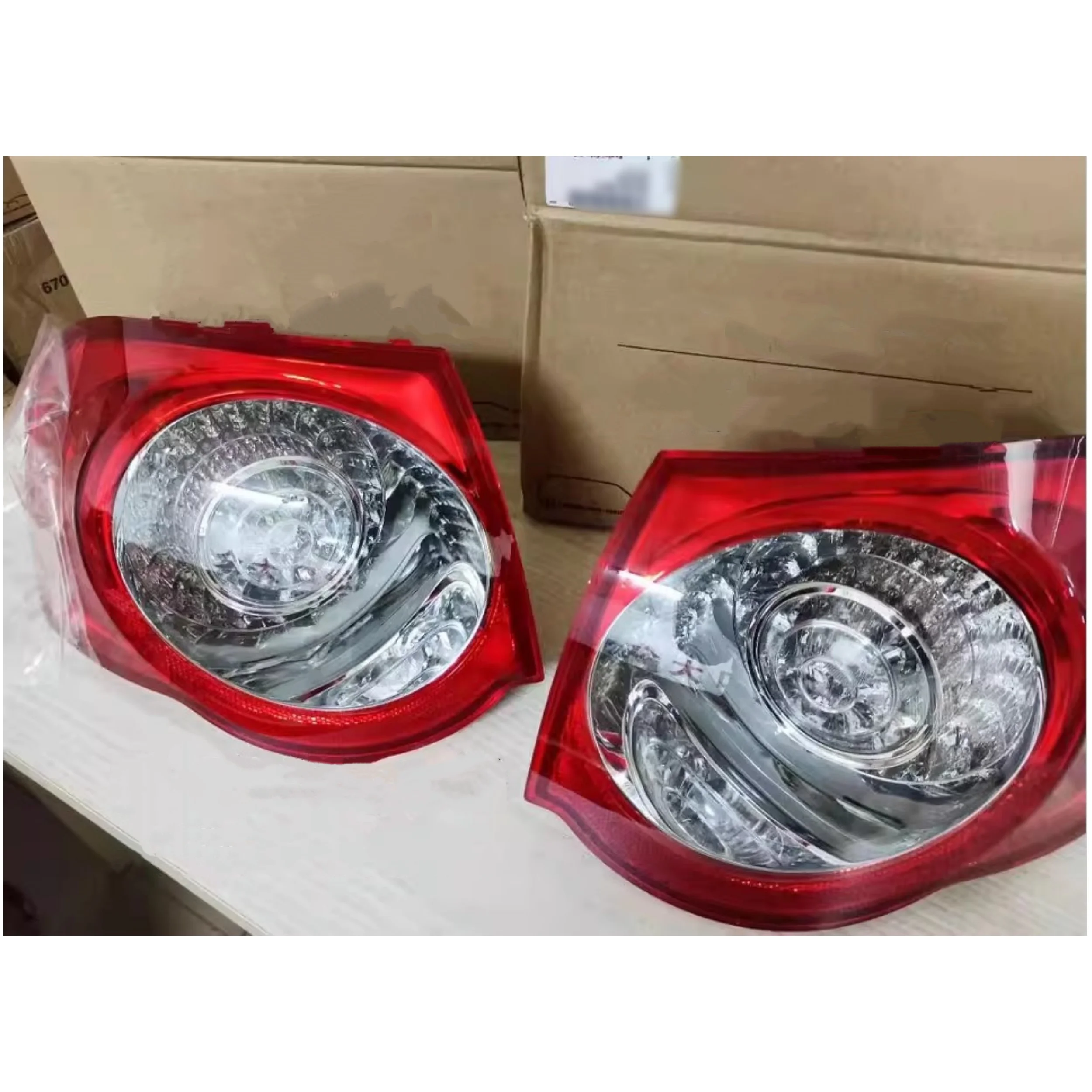 

2 шт. внешних задних фонарей для Volkswagen VW Passat B6 R36 Hatchback: стоп-сигнал, указатель поворота, фонарь заднего хода, автомобильные аксессуары